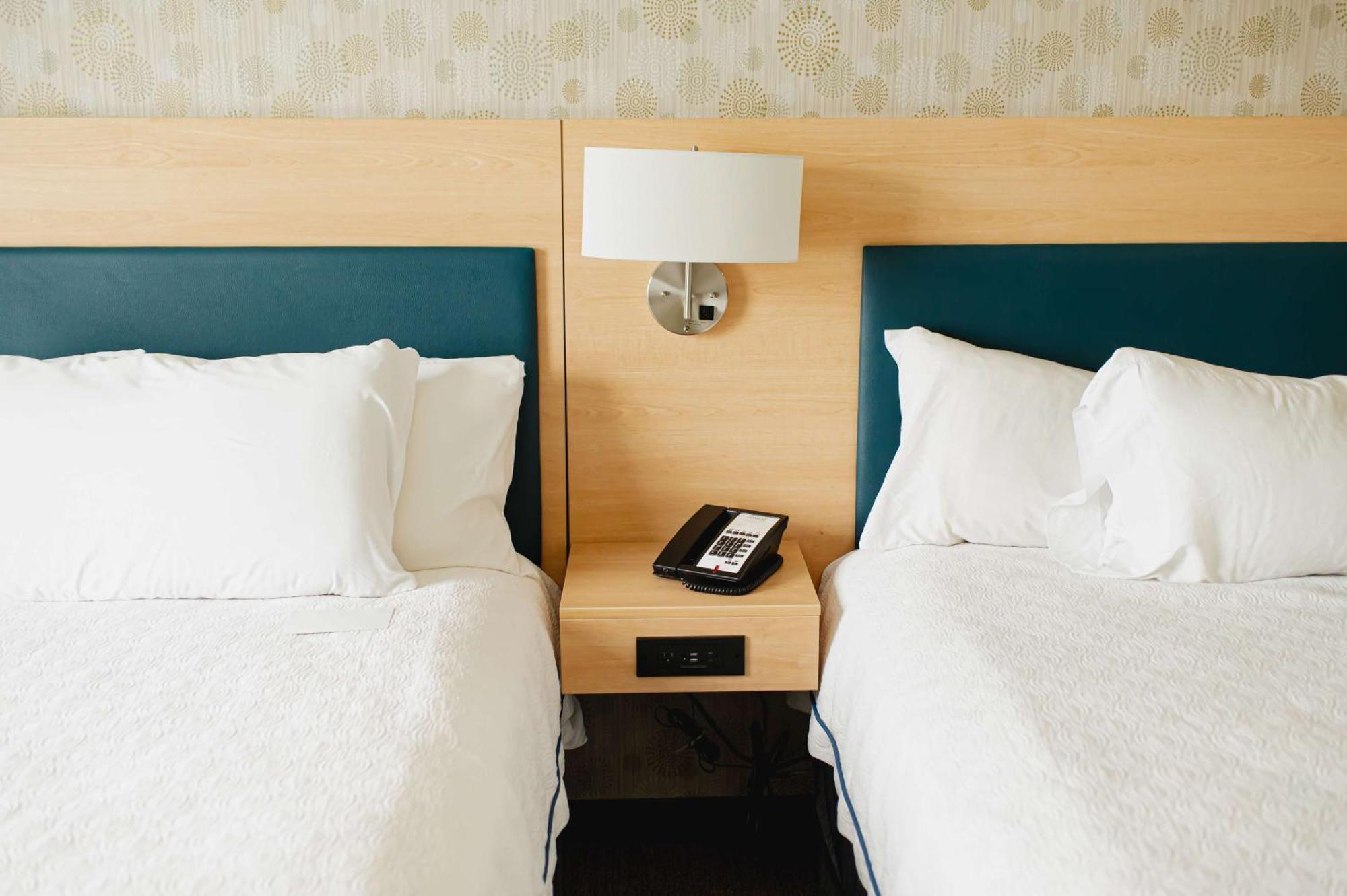 Hotel Home2 By Hilton